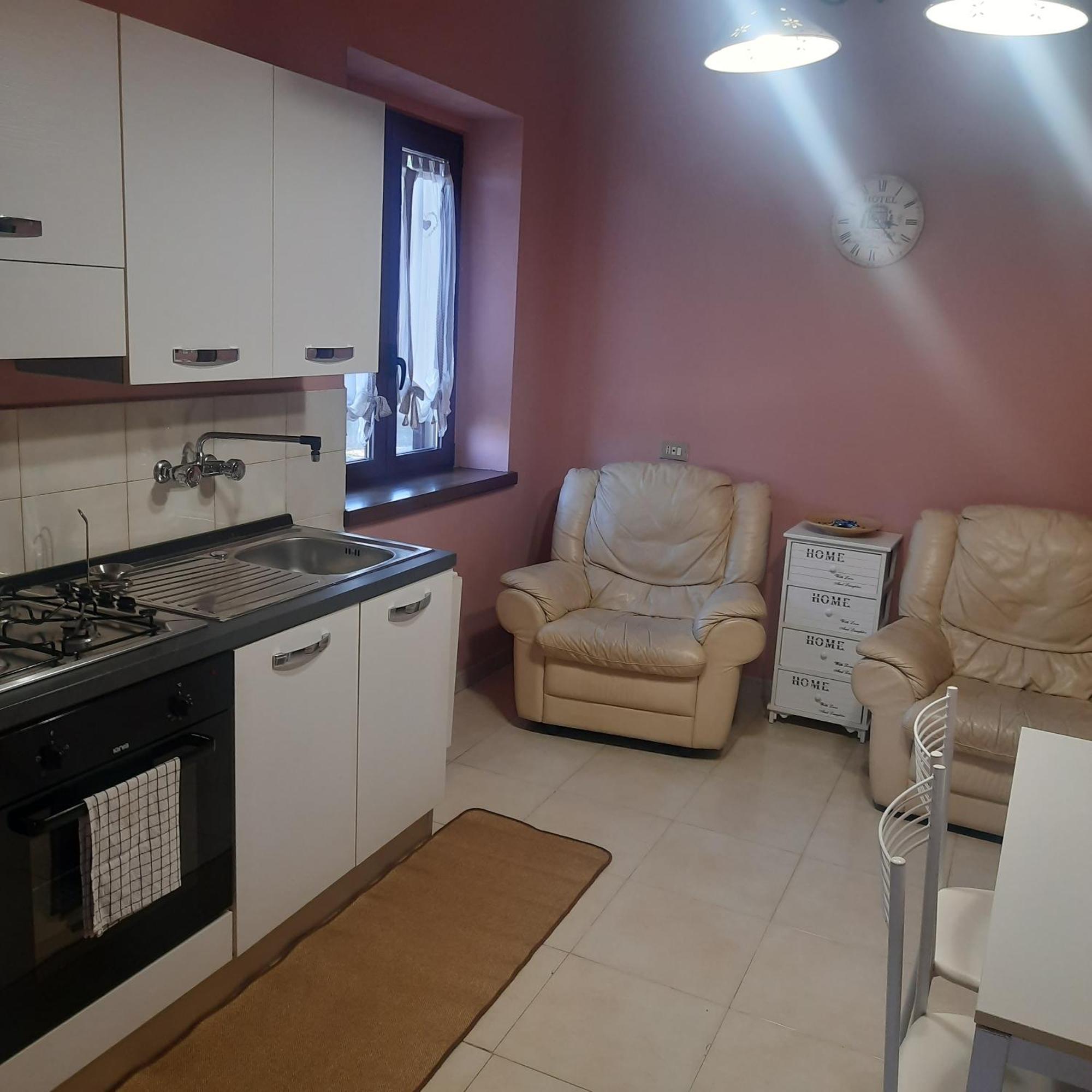 Casalustro Villa Чита' Сант'Анджело Екстериор снимка